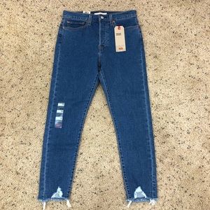 LEVIS HIGH RISE WEDGIE SKINNY BUTTON FLY SIZE 10